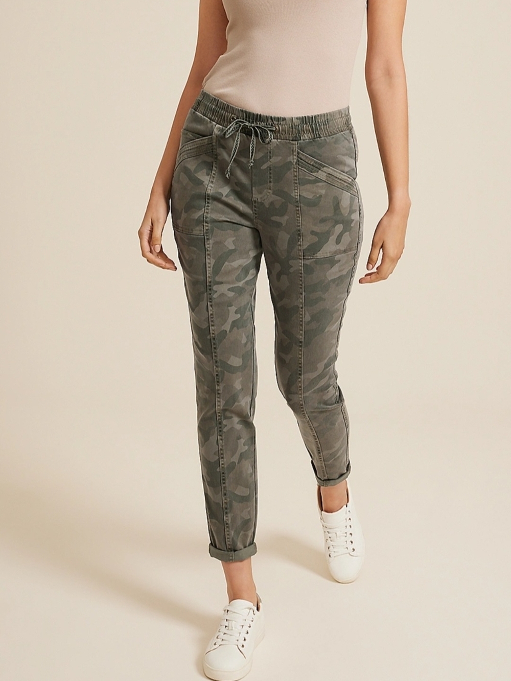 Women's Camo Drawstring Jogger Pants - Olive